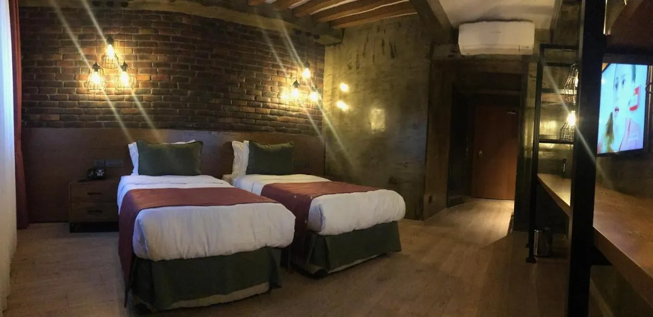 Meydan Besiktas Hotel Stambuł 2*,  Turcja